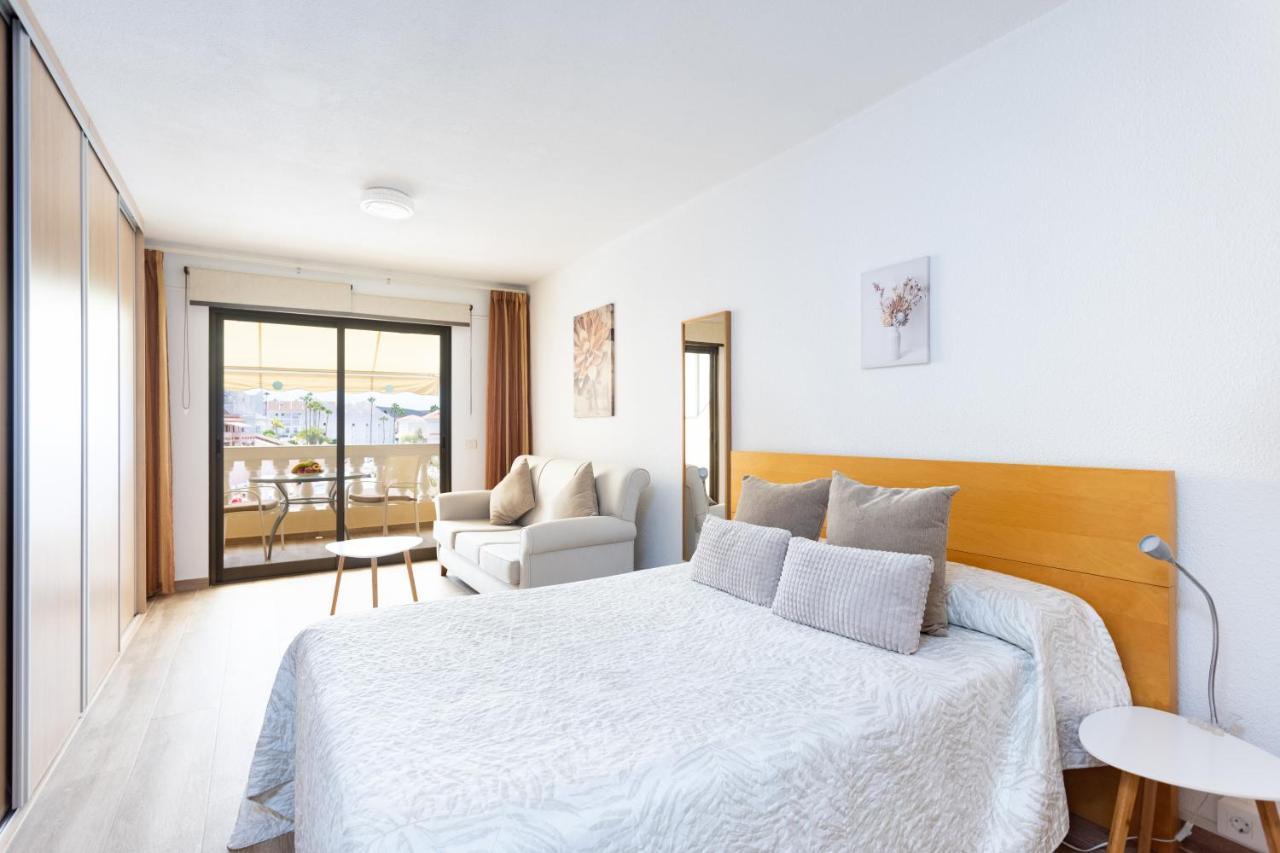 Home2Book Comfy Studio Los Cristianos Лос Кристианос Экстерьер фото