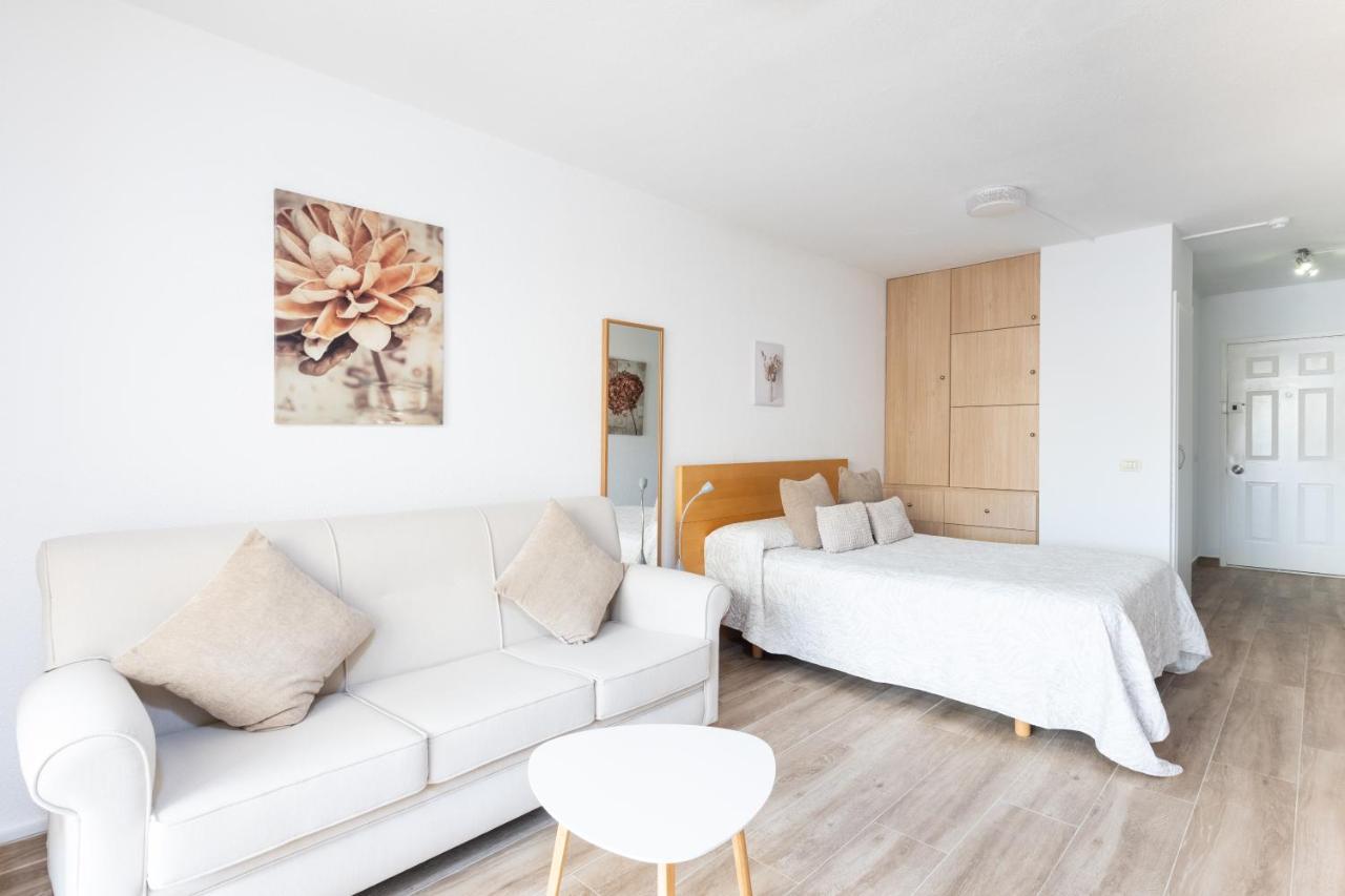 Home2Book Comfy Studio Los Cristianos Лос Кристианос Экстерьер фото