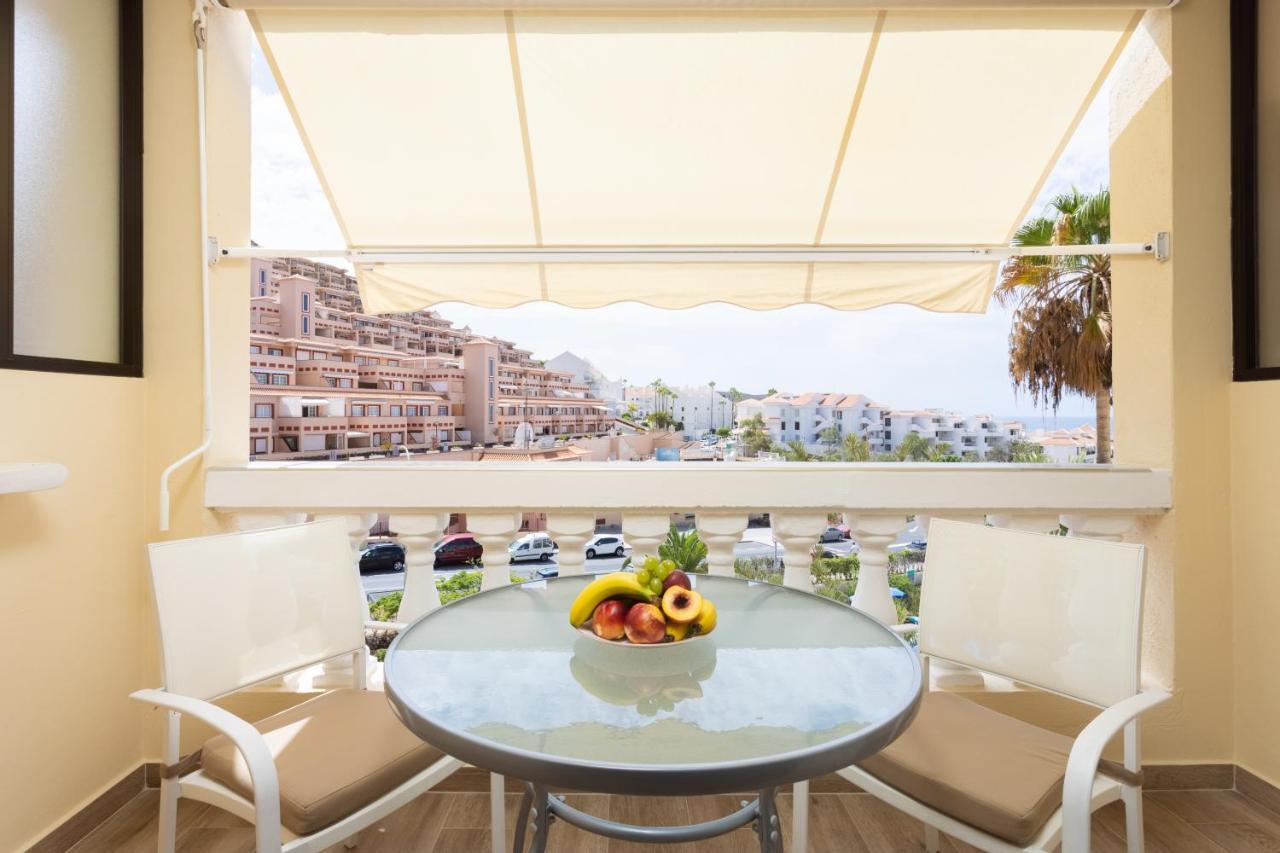 Home2Book Comfy Studio Los Cristianos Лос Кристианос Экстерьер фото